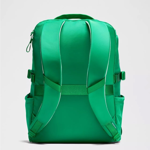 Lululemon New Crew Backpack 22L Updated- Raceway Green